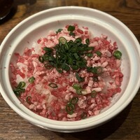 馬刺しと焼き鳥 グルマン三年坂 - 