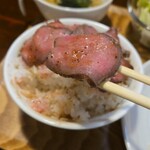 キッチン ブルー グローブ - 次はローストビーフ丼