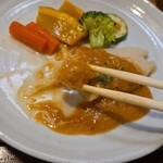 キッチン ブルー グローブ - 白身の鰈とソースが美味いね