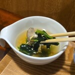 キッチン ブルー グローブ - 具沢山なスープ