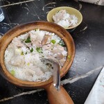 興記菜館 - 料理写真:咸魚滑鶏煲仔飯