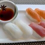 シェフズ ライブ キッチン - 鮪、烏賊、サーモン