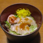 本まぐろと名古屋飯 花かるた - 御飯物：ビントロ　とろたく飯。