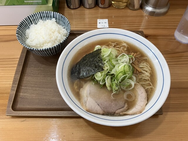 めん処 鶴つる - 鶴岡（ラーメン）の写真