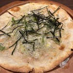 全席個室居酒屋 忍家 - しらすと、明太子のピザ