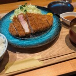 とんかつ 大福 - ロースかつ定食(特上) 220g