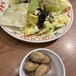 竹乃屋 - 塩落花生も勿論美味しい。