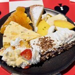 ＆ sweets!sweets! buffet! ALICE - フェアのスイーツを先に確保した図（何個か取りそびれてる）