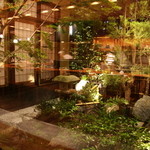 味工房まんま 別館 - 中庭を眺めれる個室もあります