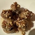 蕎麦粉食堂 Buckwheat - お肉とマッシュルームのガーリックオイル
            →ガーリックが効いていて食欲そそります　量少なめ