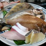 味風月 神田川 - 焼き魚定食は魚が選べます