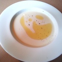 キハチ 青山本店 - ランチ/カリフラワーのスープ