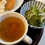 熊ヶ井旅館食堂 - スープともずくのかかった豆腐