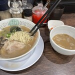 らーめん楓神 - アブラ抜きにすると、めちゃくちゃクリーミー