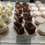 Patisserie Ravi,e relier - 