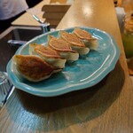 手作り餃子の店 吉春 - 