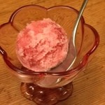 七楽 - 〆のデザートは山桃のジェラート。カシスを思わせる鮮烈な味わい♪
いやあ、マジで大満足。噂以上のお店でしたよ( ´ ▽ ` )ﾉ