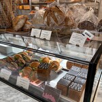 リベルテ・パティスリー・ブーランジェリー 東京本店・吉祥寺 - 