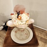 cafe days - 梅のパフェの後ろ姿も美しいです！