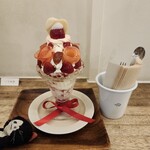 cafe days - 苺の下は酸味の少ないコクのあるレアチーズ