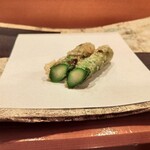 秋田 てんぷら みかわ - ⑧アスパラ穂先