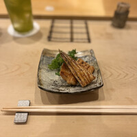 鮨 しゅん輔 阿佐ヶ谷 - 焼き穴子と山葵菜