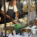 เฮง เฮง ข้าวมันไก่ตอน - 