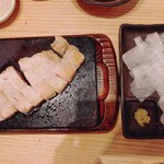 長崎食堂 三代目 じげもんとん - 長崎芳寿豚の溶岩焼き　ロース