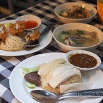 เฮง เฮง ข้าวมันไก่ตอน - 料理写真: