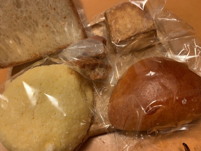 グルグルベーカリー （GURU GURU BAKERY） - 千鳥町/パン | 食べログ