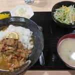 志村三丁目食堂 - ・「チキンカレーセット(¥930)」