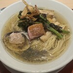 麦と麺助 - 春香る桑名産天然蛤の潮そば
