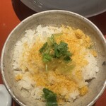 麦と麺助 - 自家製カラスミと筍の土鍋御飯