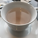 レストラン シンフォニー - 本当はピンク色だったのにピンク色に見えない(>︿<｡)