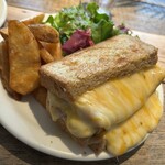 タイムアンドスペース - グリルドチーズ