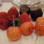 ホテルメトロポリタン - デザートビュッフェ＆シャンパンセレクトバー・・・果物だけチョイス