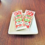 ロイヤルホスト - ケチャップ