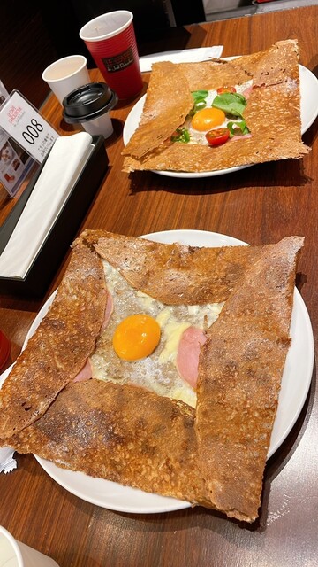 ジュールグーフェ　ル　リーヴルドゥパティスリー Le Cafe La Boutique De Joel Robuchon - Toranomon Hills