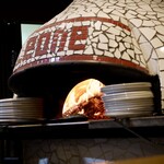 ピッツェリア レオーネ - 石窯