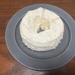 ユーハイム - 料理写真:◼️全体像を撮影する前に早く食べたくて包丁入れてしまった(；´Д`A