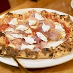 ピッツェリア レオーネ - プロシュート・コン・クレーマ