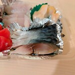 発寒かねしげ鮮魚店 - なまら〆鯖 300円