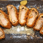 金の豚 おか田 - 7切れ断面