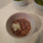 鳥椿 - 塩辛（200円）