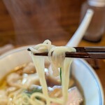 Ramen FeeL - あっさりしたスープに細麺が合います。