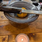 Ramen FeeL - ゆずは、盛り付けの一番最後に少しだけ削ってかけてます