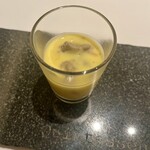 カンテサンス - とうもろこしの冷製スープ、焼きとうもろこしのアイス