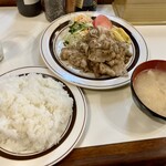 洋庖丁 - 味噌汁まで付きます