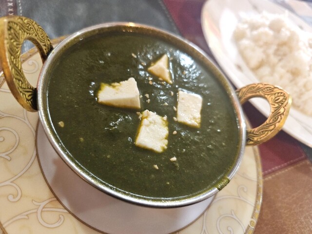 DINING &amp; LOUNGE AYERA photo 2