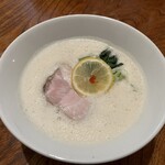 ナカムラボ - 鶏白湯soba